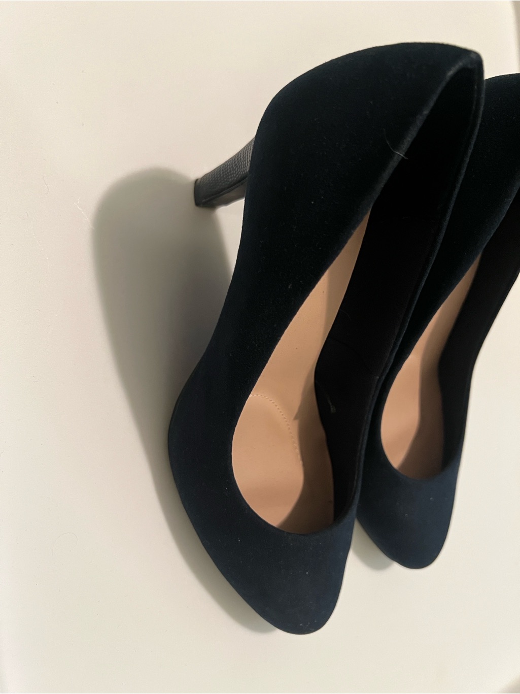Nwot Good For The Sole Wide Fit (Brand In The Uk) Navy Blue Suede Heels — image 4 of 5